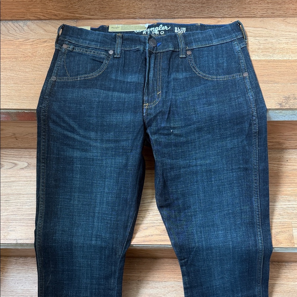 BNWT Wrangler Slim Jeans in Dark Blue Indigo